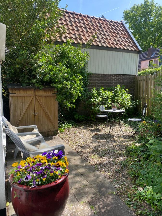 Holiday Home Flori Bergen Exterior photo